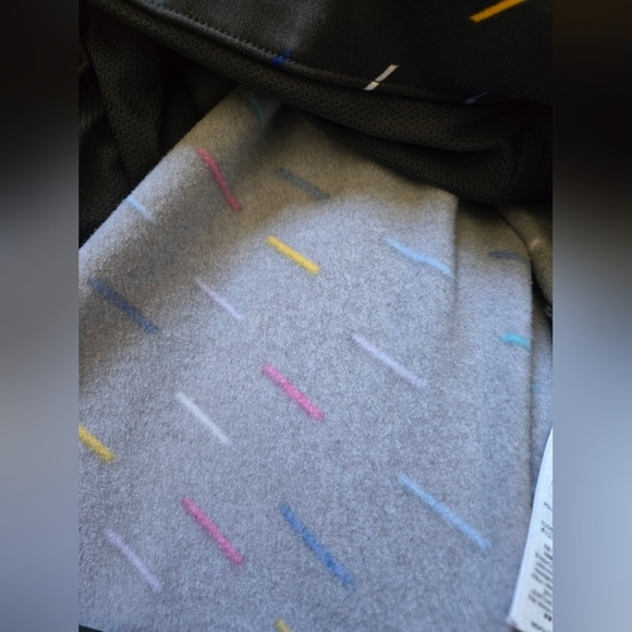 Nike NFL Las Vegas Raiders Crucial Catch Hoodie. Size Womens XL - Picture 12 of 15